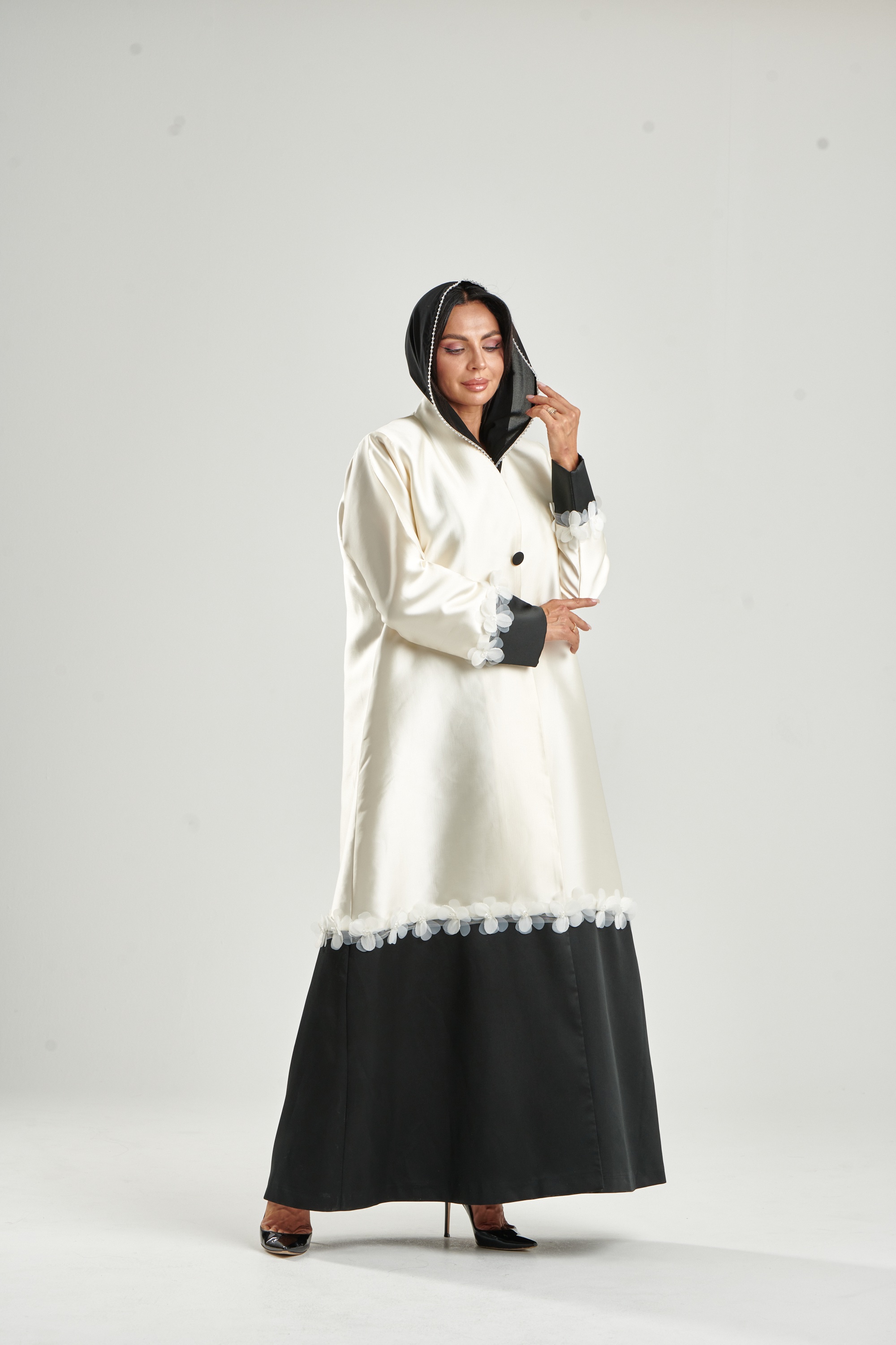beige125575